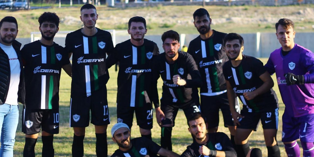 Üzümlüspor’da 11 gollü galibiyetin sevinci yaşanıyor