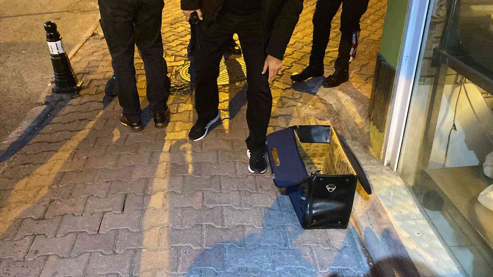 Antalya’da şüpheli çanta