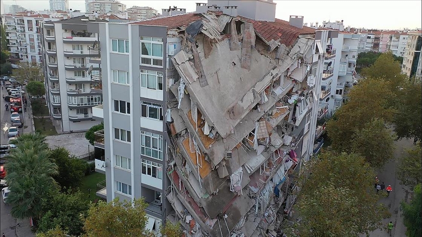 İzmir'de 11 kişiye mezar olan apartmanın davasında yeni gelişme