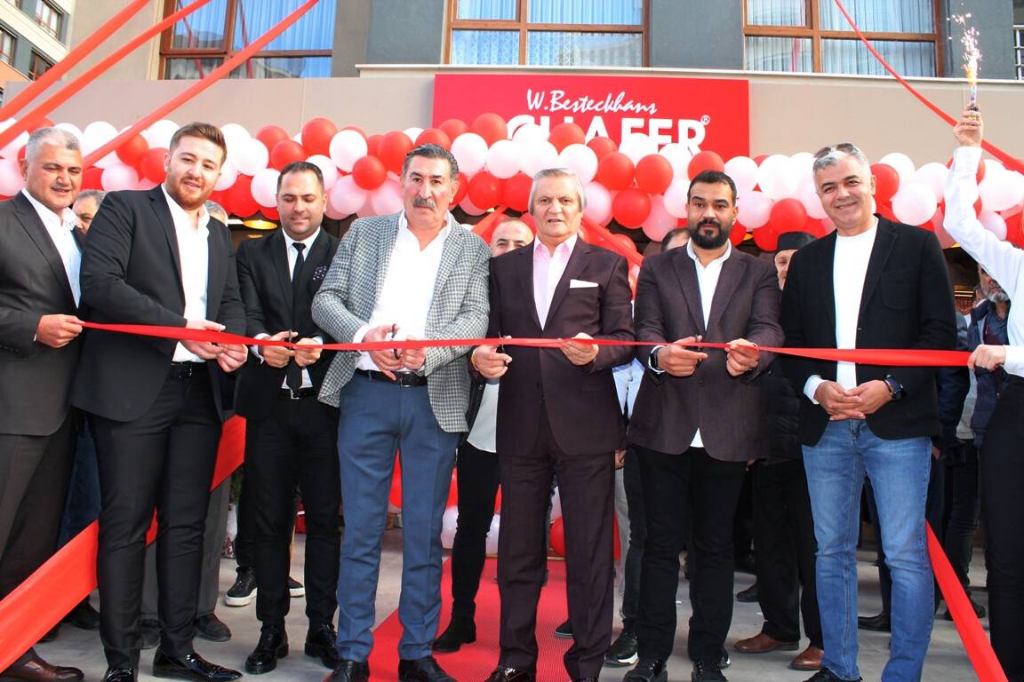 Schafer Konya Caddesi Mağazası hizmete açıldı