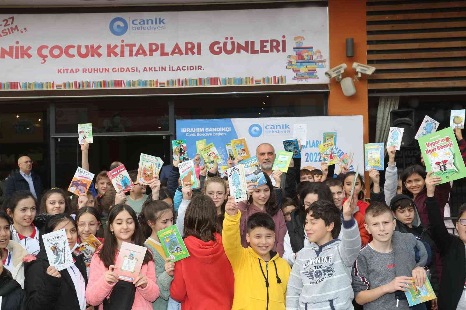 Başkan Sandıkçı: “Okuma kültürü kazanan bir nesil yetiştirmeliyiz”
