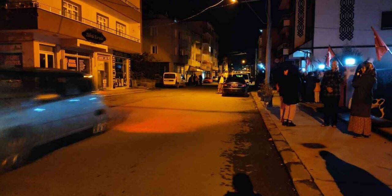 Düzce’de 5.9 büyüklüğündeki deprem Sakarya’da da hissedildi