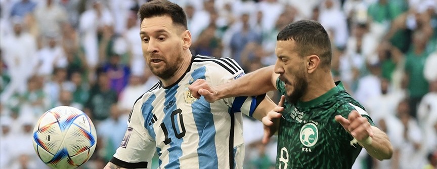 Arjantin, Dünya Kupası'nda ilk galibiyet için sahaya çıkıyor