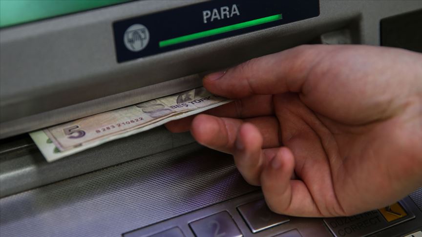 Eskiyen ATM'lerin yuttuğu para şikayeti arttı