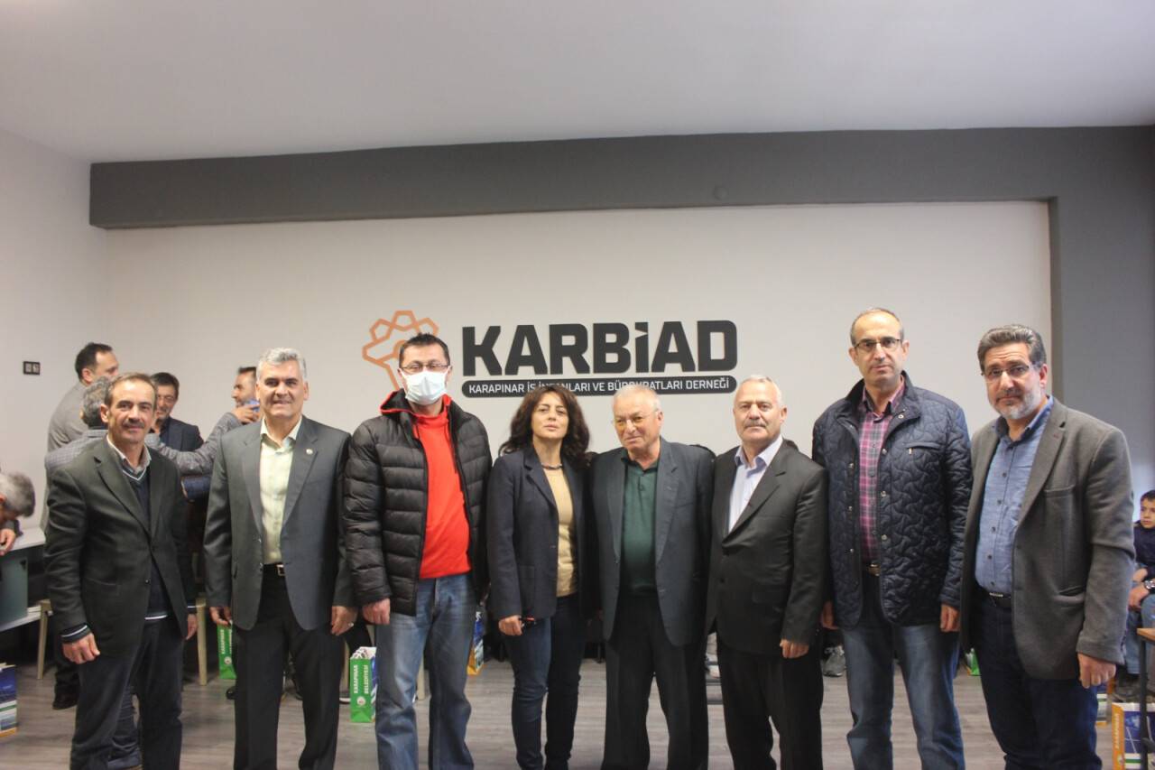 KARBİAD öğretmenleri unutmadı
