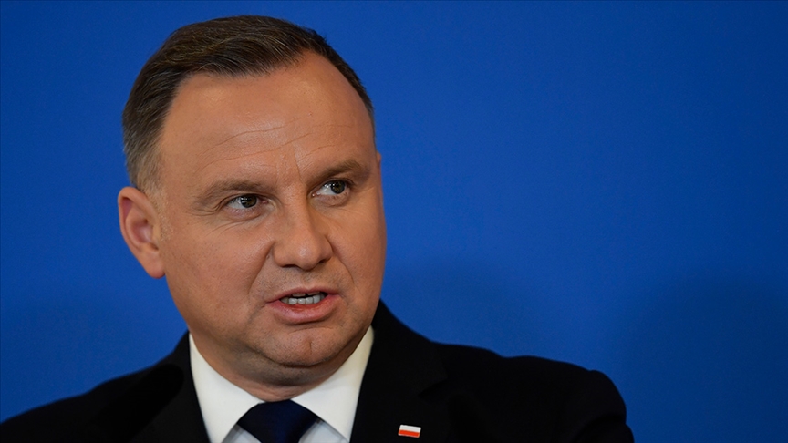 Polonya Cumhurbaşkanı: Ukrayna makamlarının rızasıyla yapılmalı