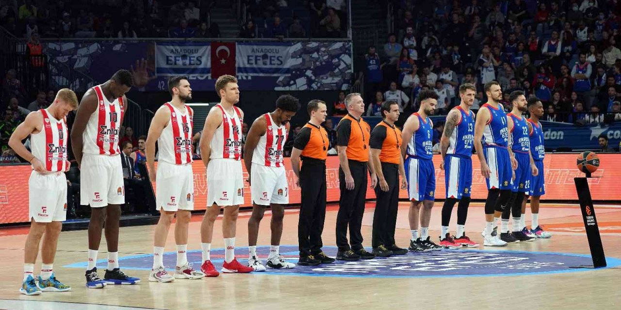 Anadolu Efes THY Avrupa Ligi'nde art arda 4. maçını kazandı