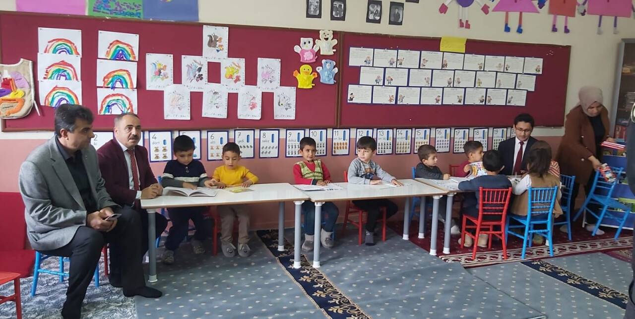 Yunak’ta okullaşma oranı yükseliyor