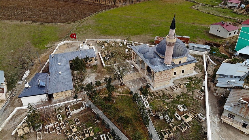 5 asırlık tarihi caminin restorasyonu tamamlandı