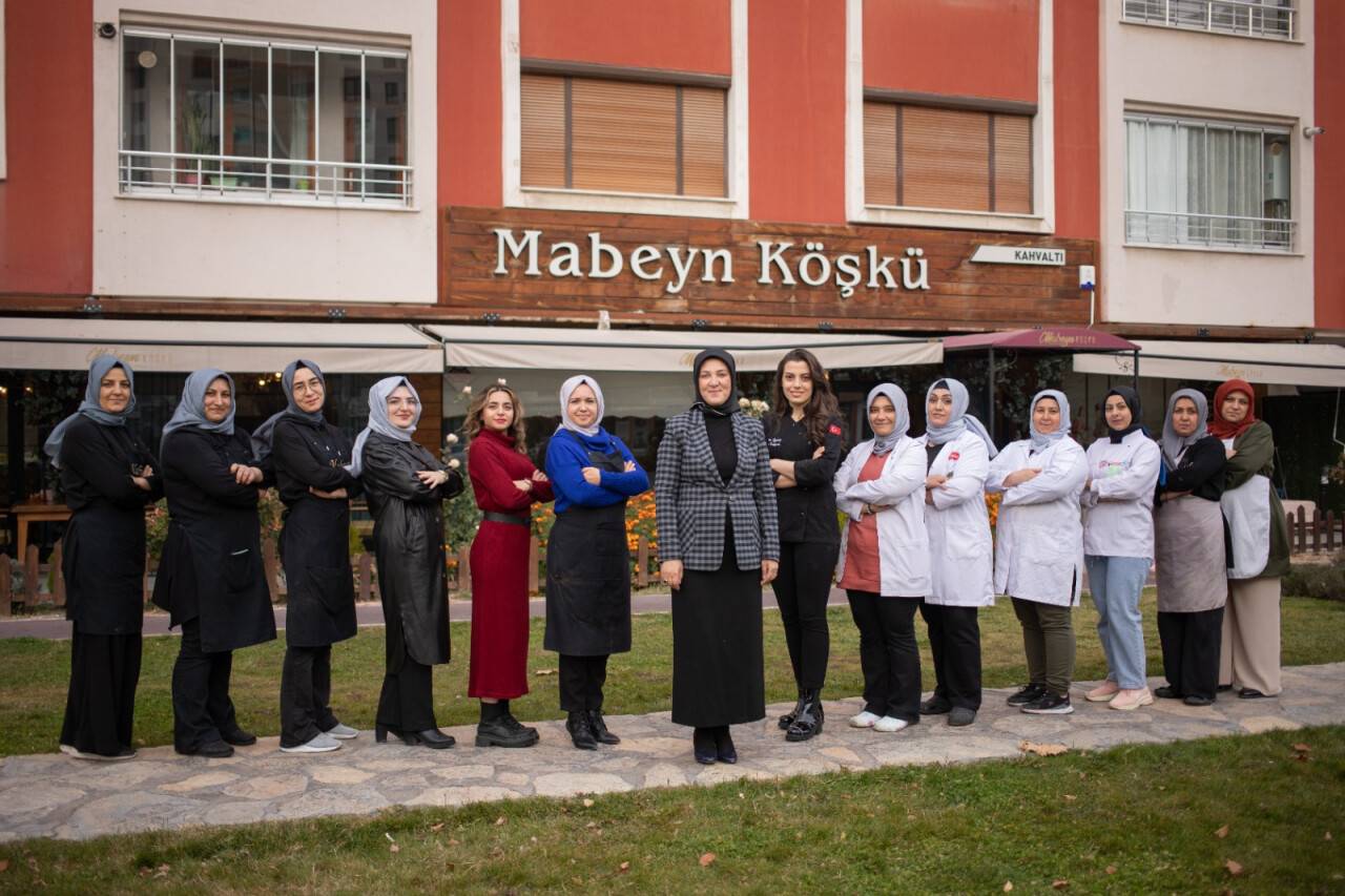 ‘Mabeyn Köşkü’  EWC yemek kitabında