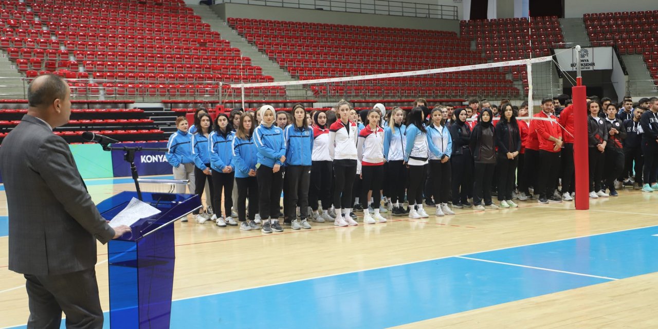 Üniversiteler arası Voleybol Grup Müsabakaları Konya’da başladı