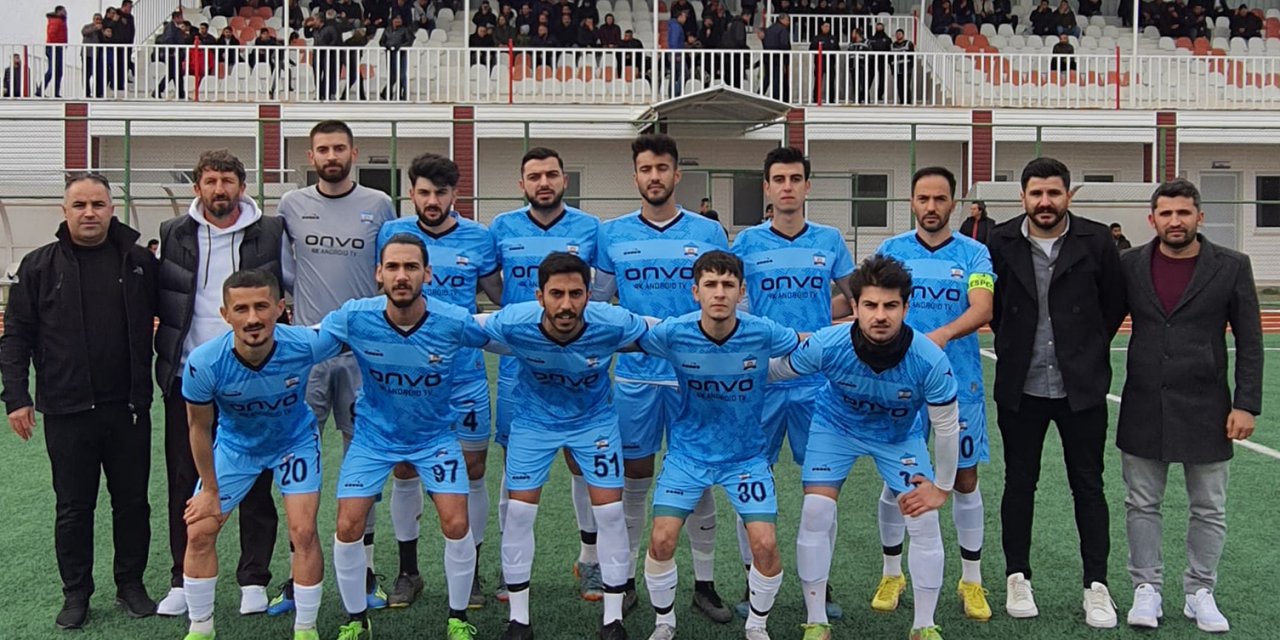 Ömeranlıspor takipte