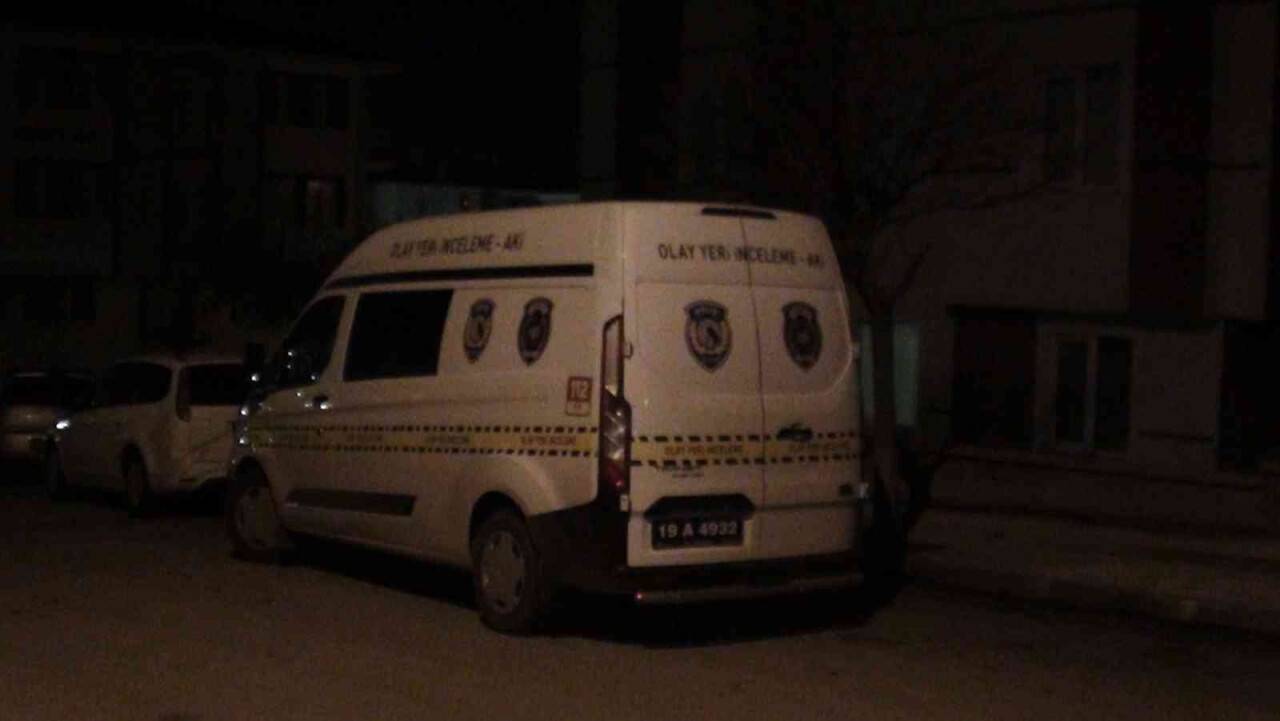 Park halindeki aracı kurşun yağmuruna tuttular