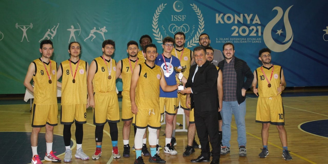 Yurtla arası basketbol turnuvası sona erdi