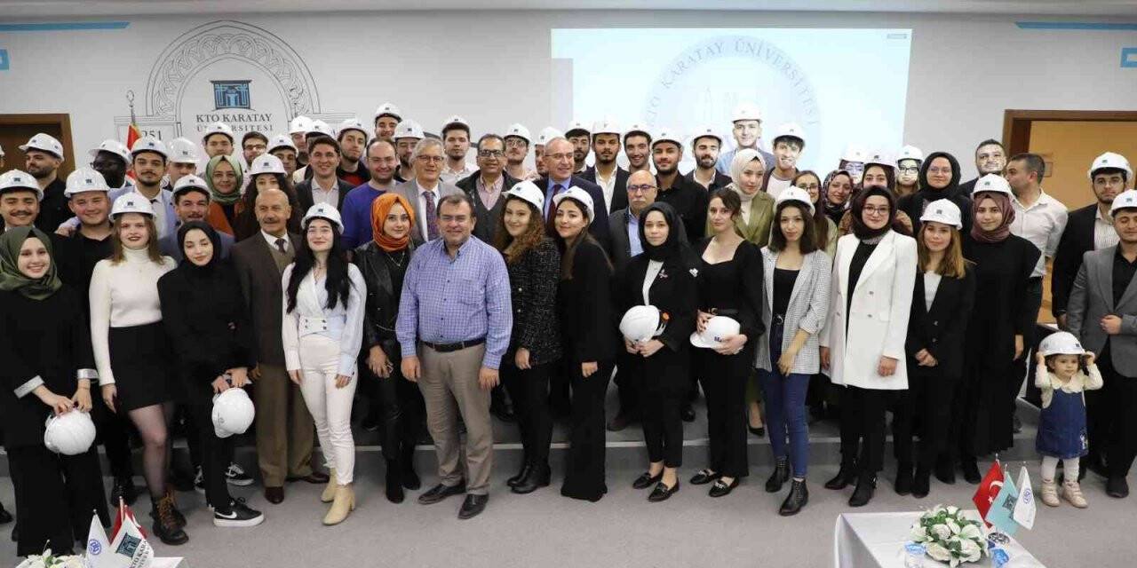 KTO Karatay İnşaat Mühendisliği Bölümü öğrencileri baret taktı