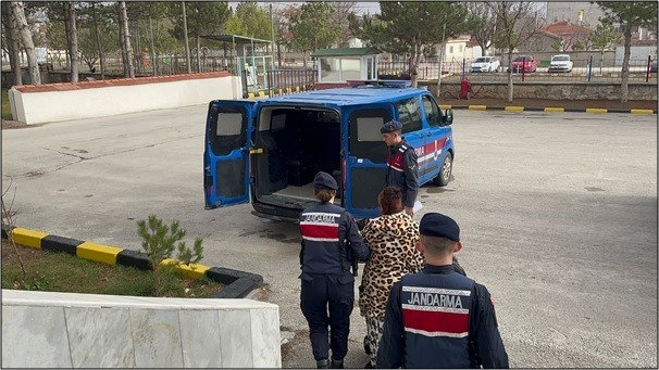 Hapis cezası bulunan hırsızlık şüphelisi Konya’ya giderken yakalandı