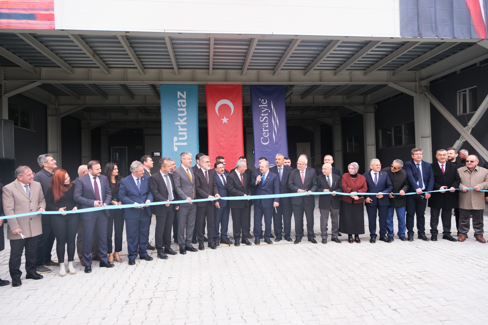 Mustafa Varank, Kayseri OSB'deki Turkuaz Seramik'te
