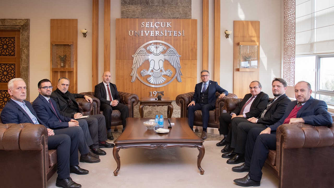 Kosova Priştine Üniversitesi'nden SÜ'ye ziyaret