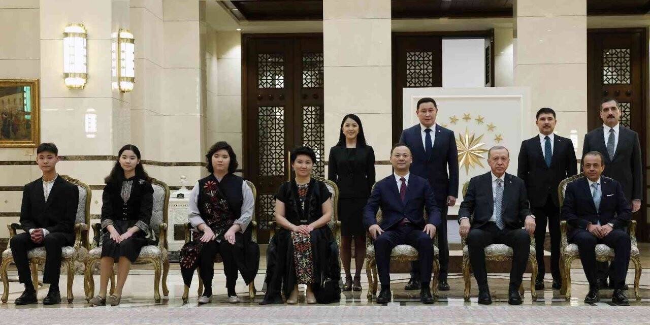 Cumhurbaşkanı Erdoğan, Kırgızistan Büyükelçisi Ruslan Kazakbaev’i kabul etti