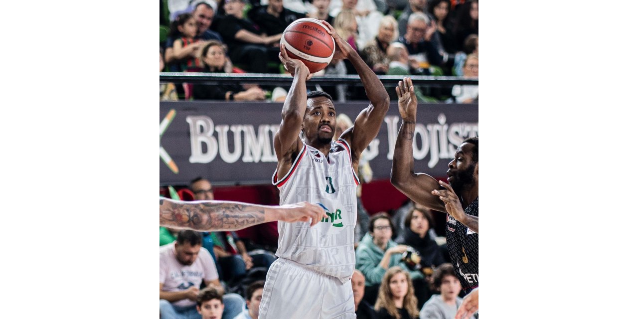 Errick McCollum, rekor kırdı