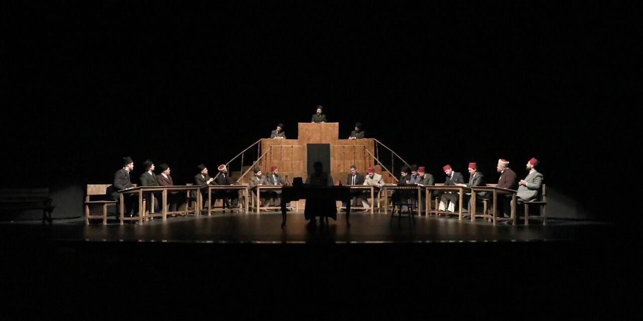 Konya Büyükşehir Belediyesi Şehir Tiyatrosu 2022'de 94 bin sanatseveri ağırladı