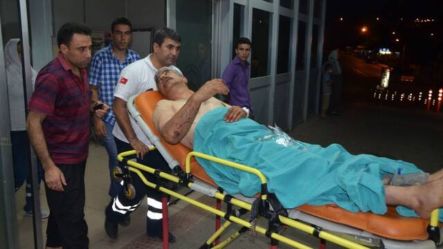Cinnet getirip 3 kişiyi vurduktan sonra kafasına sıktı