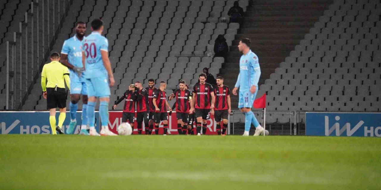 Fatih Karagümrük: 4 - Trabzonspor: 1