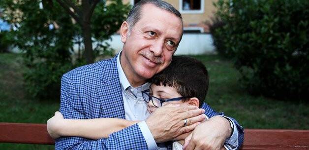 Dedem CHP'li ama ben sizi tutuyorum / İZLE