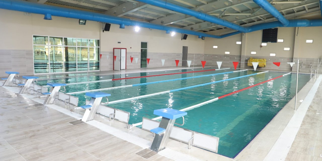 Beyşehir yarı olimpik yüzme havuzu hizmete giriyor