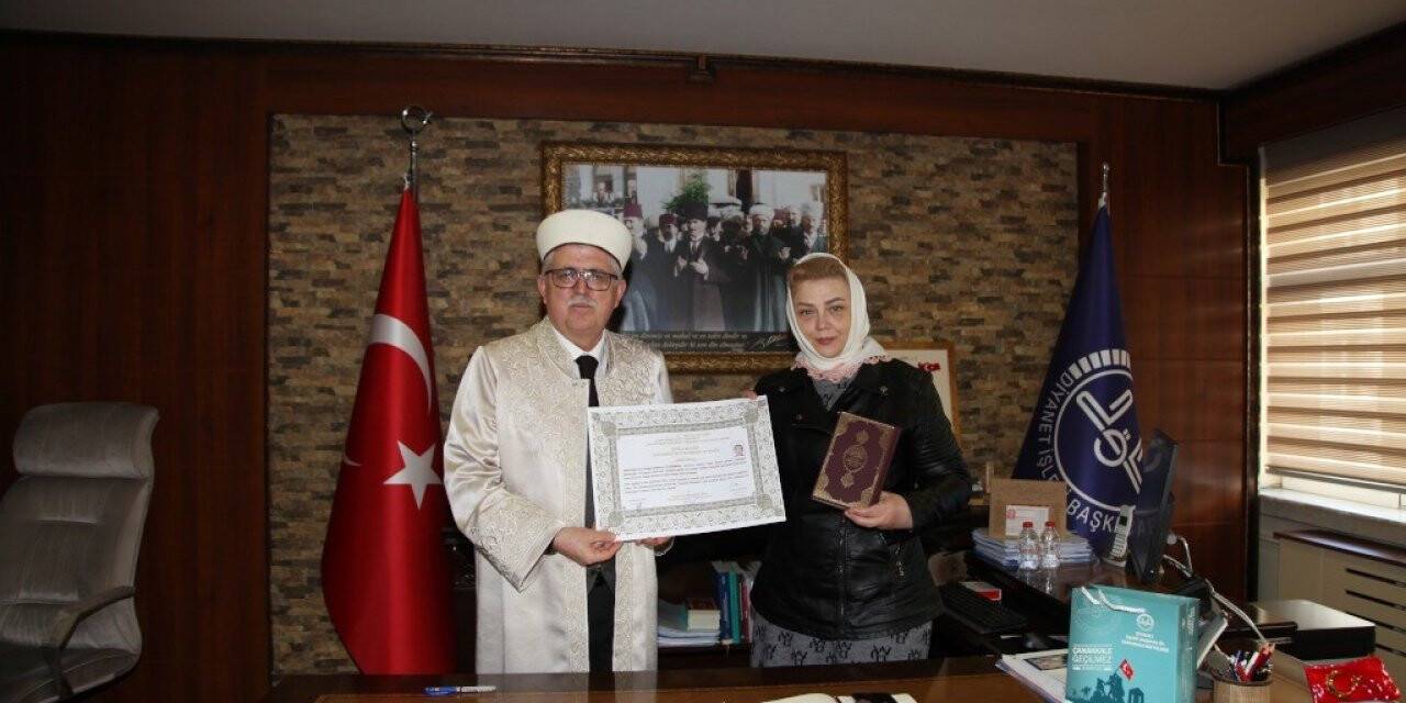 Ukraynalı Viktoriia Müslüman oldu