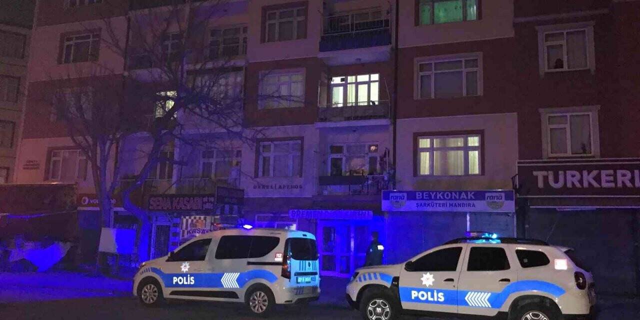 Eşini evde bulamadı, sokakta rastgele ateş açtı