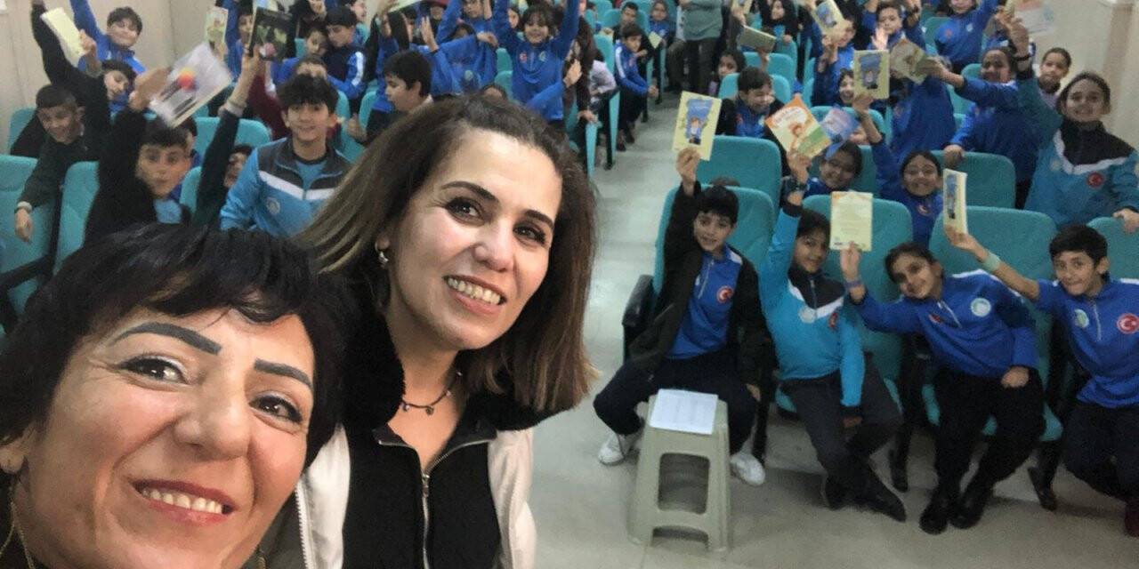 Eğitimci yazar Kabadayı öğrencilerle buluştu