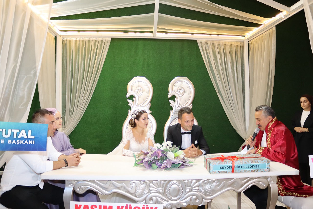 Seydişehir'de 2022'de 441 çift evlendi