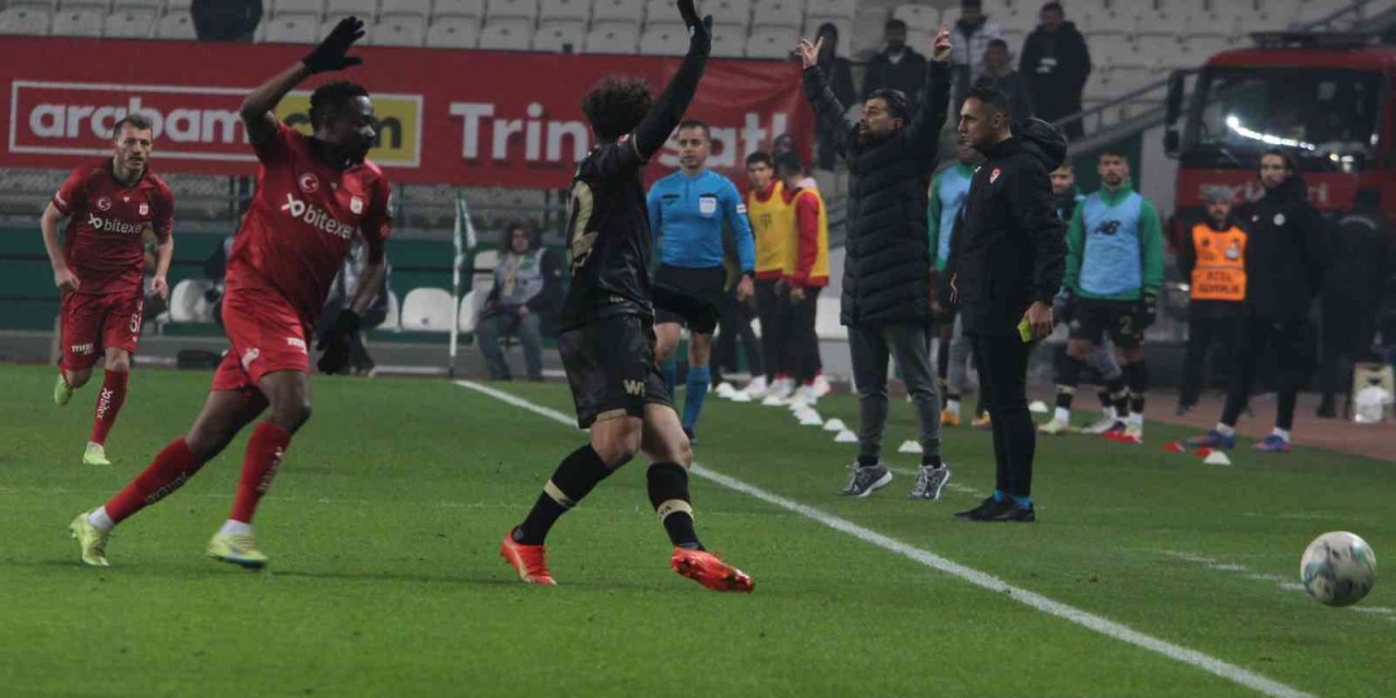 Spor Toto Süper Lig: Konyaspor: 2 - Sivasspor: 2 (Maç sonucu)