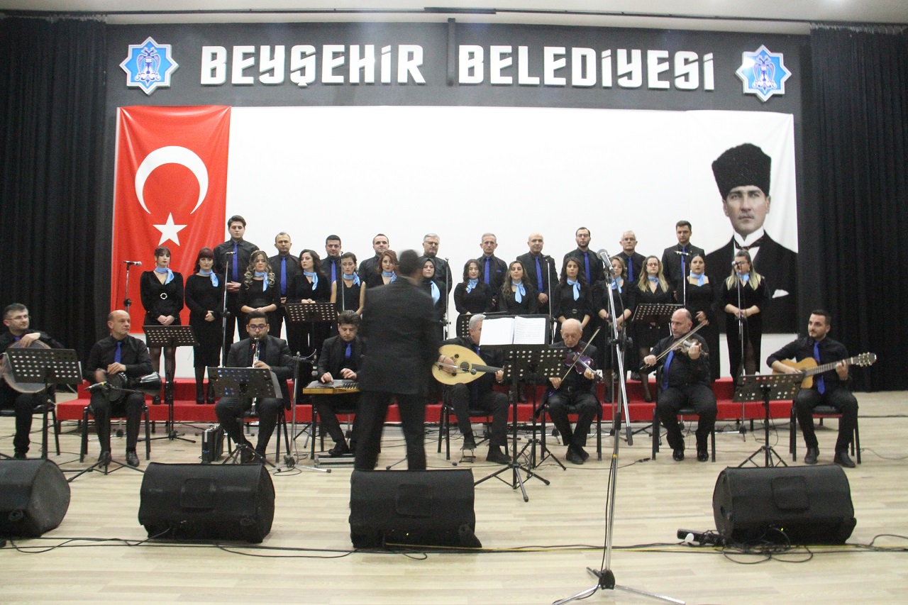 Konya'da "Türk Sanat Müziği Korosu" konseri