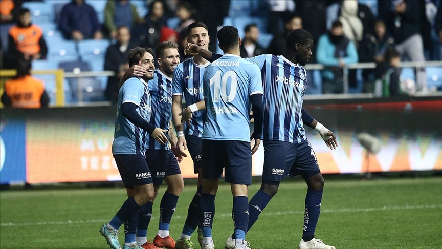 Adana Demirspor, İstanbulspor'u 6-0 yendi