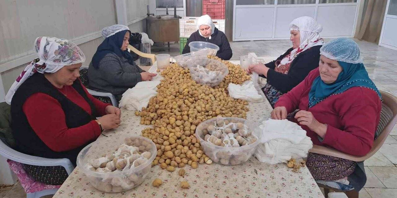 Nazilli’nin kestane şekeri, 10 bin kilometre ötede damakları lezzetlendiriyor