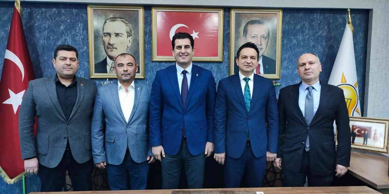 İYİ Parti’den istifa edip AK Parti’ye geçti