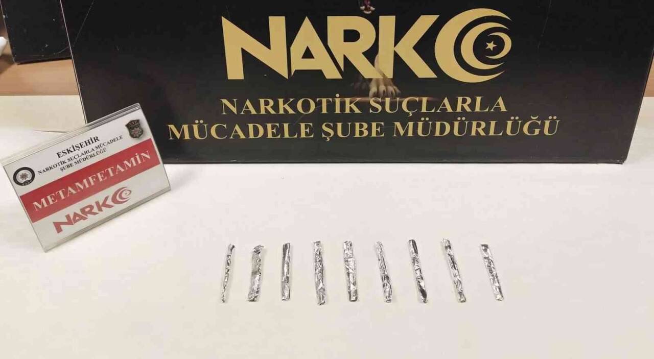 Eskişehir'de zehir tacirlerine operasyon