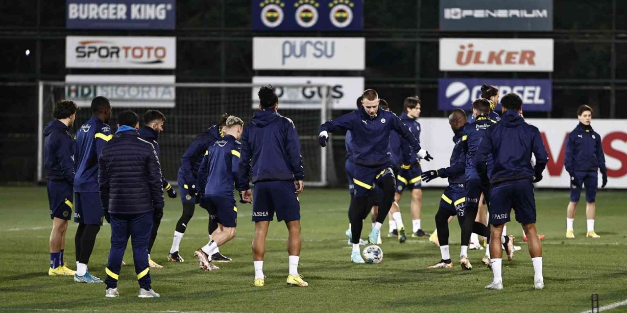 Fenerbahçe, Gaziantep FK maçı hazırlıklarına başladı