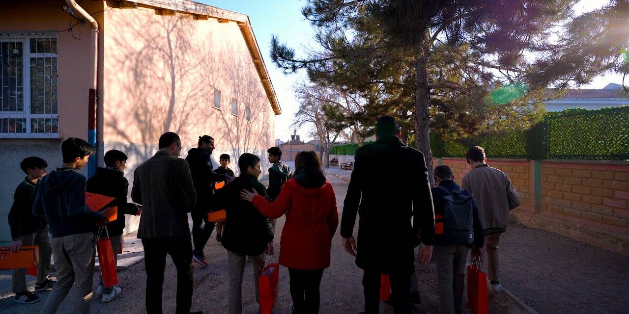 Arabam.com’dan Ahmet Çalık anısına destek