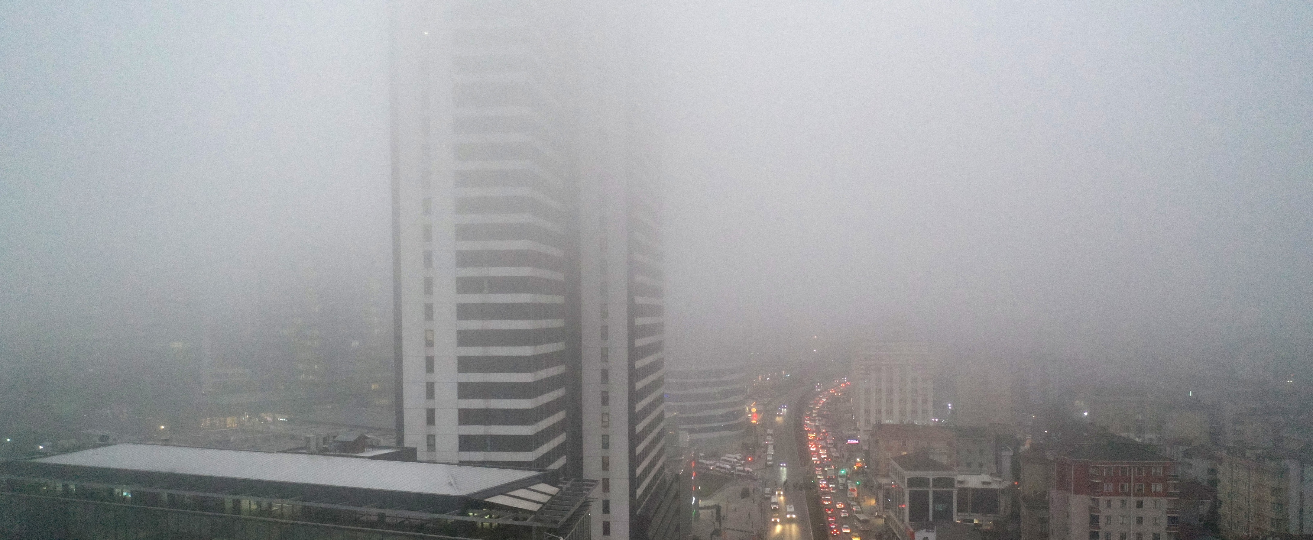 İstanbul’da  yoğun sis etkili oluyor