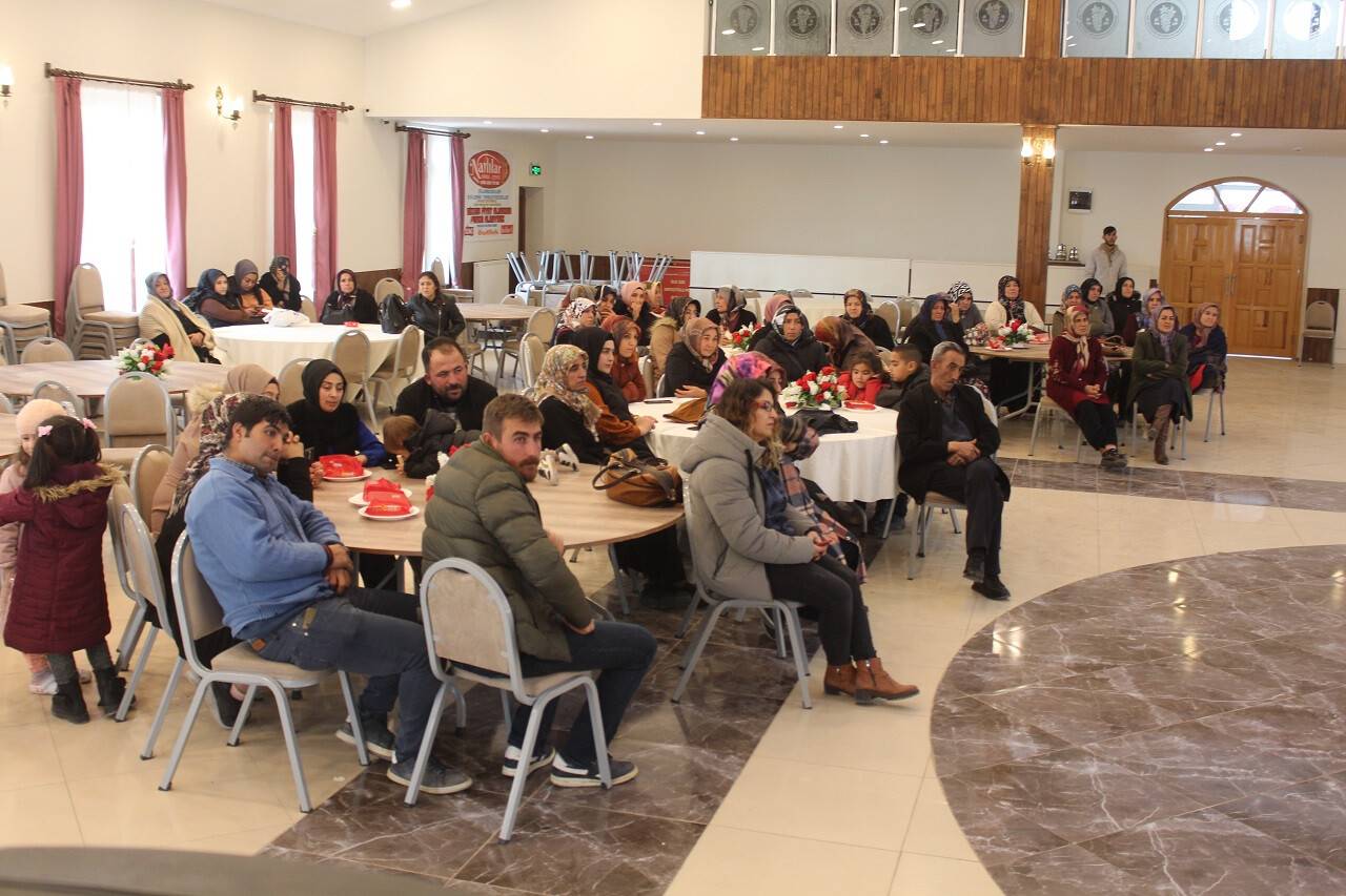 Halkapınar'da, kadın girişimciler kooperatifinin toplantısı