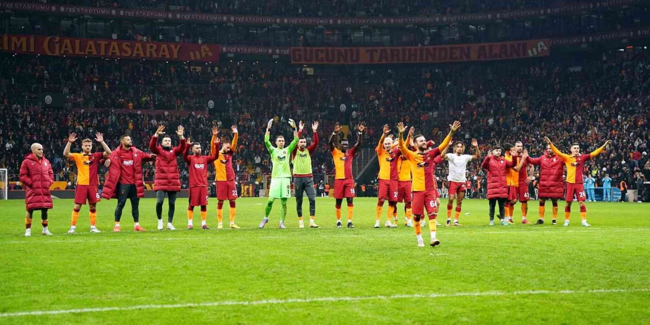 Galatasaray'da  maç sonu 3’lüsü İspanyol'dan