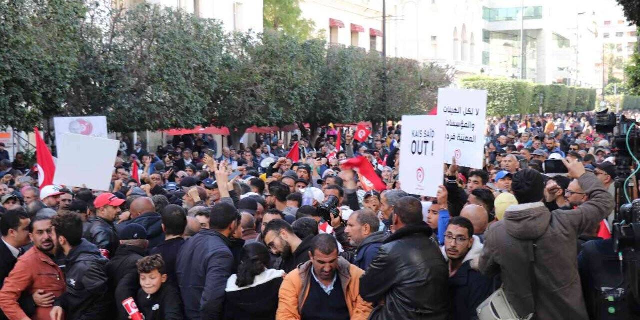 Tunus’ta ayaklanmanın 12. yıl dönümü