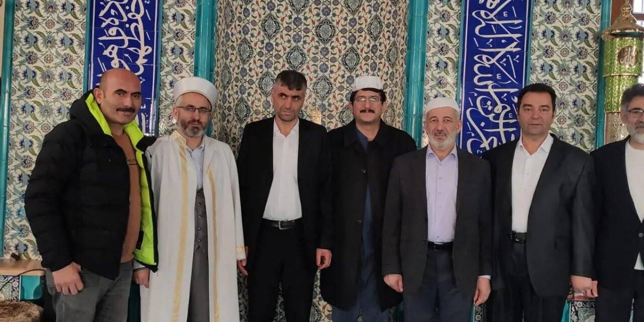 Kapu Camii'nde anlamlı pragram