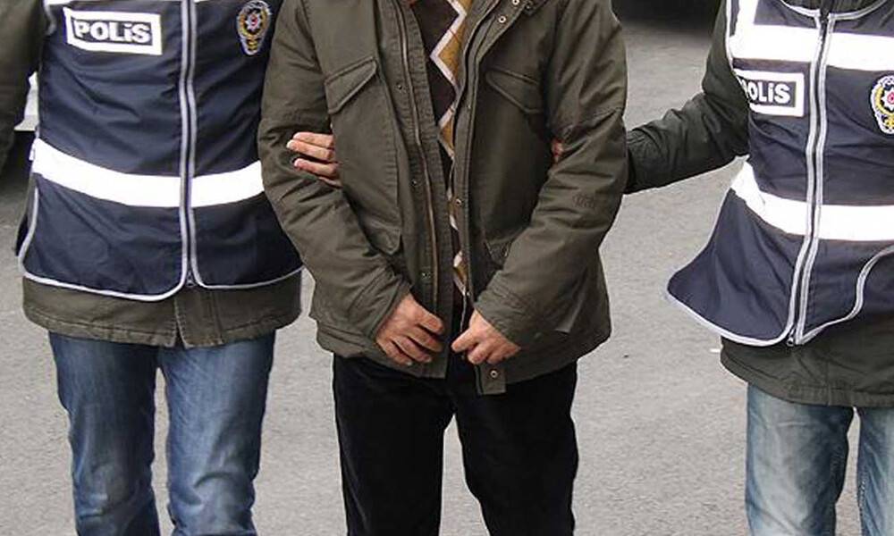 Bebek arabası çalmışlardı yakalandılar