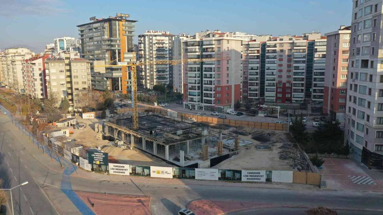 Konya Yenişehir Sosyal Tesisi ve Lise Medeniyet Akademisi hızla yükseliyor
