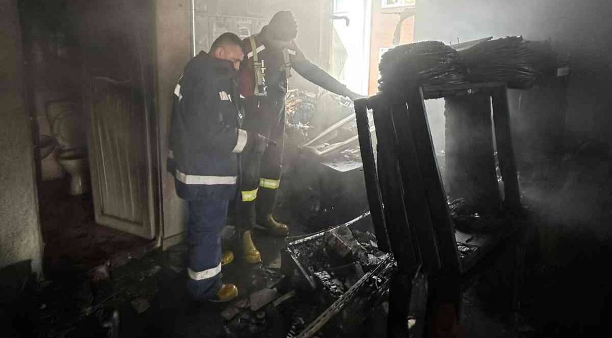 Depoda çıkan yangın söndürüldü