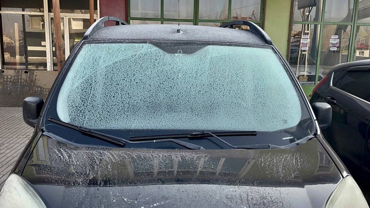 Ağrı'da don var, kar yok